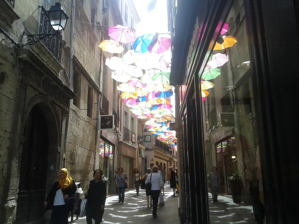 Venez Rever Beziers Centre Et Gare Il Y A Plus Cher Mais C Est Moins Bien Kültér fotó